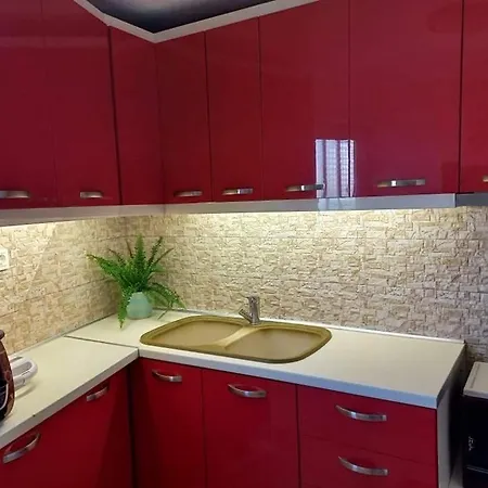 Sweet Apartment *